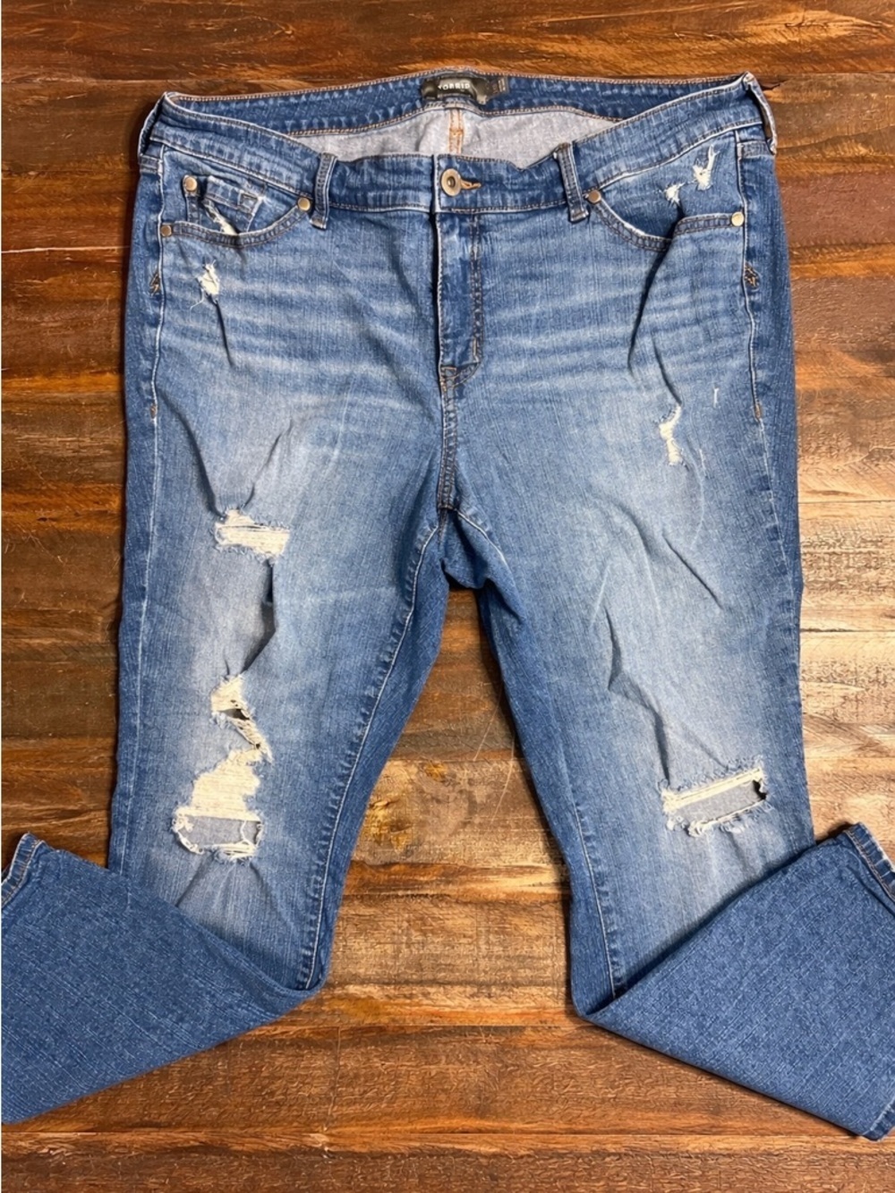 Torrid Women’s Plus Size 16R Mid Rise Distressed Skinny Denim Jeans EUC